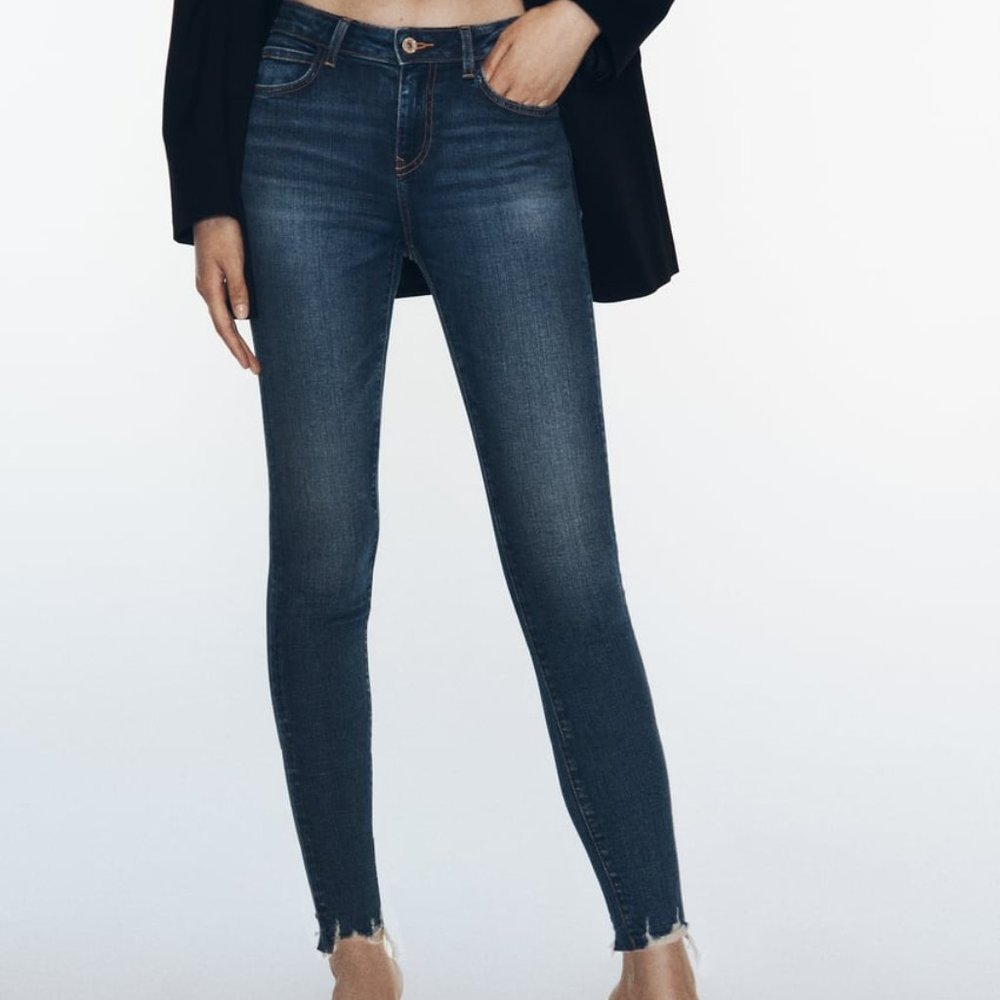 Zara women's jeans- skinny, ankle zippers, size 2